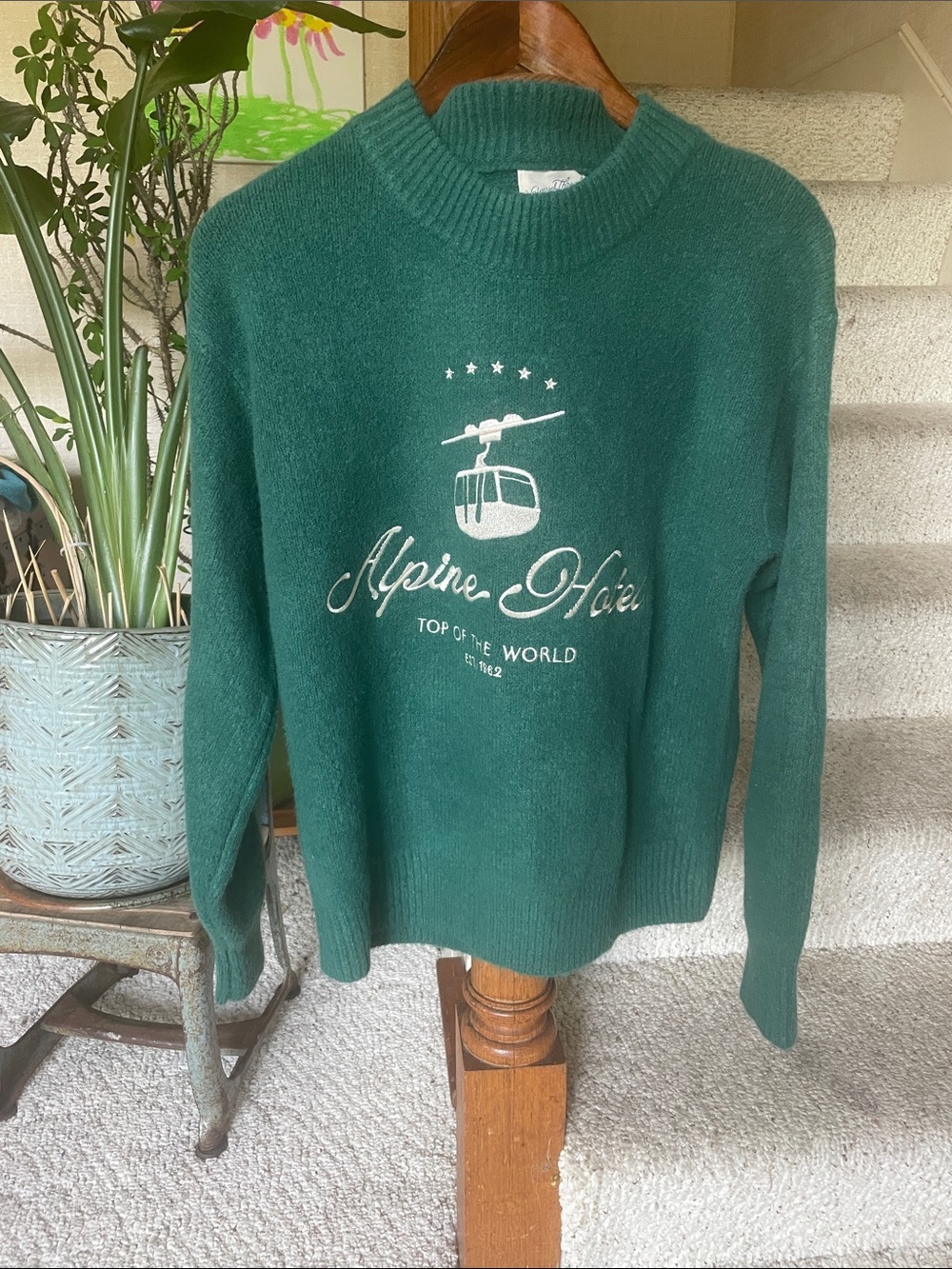 Universal Thread Alpine Hotel 'Top of the World' Green Crewneck Holiday Sweater